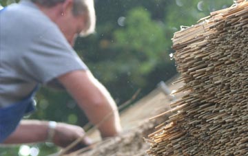 professional Burnham Green thatchers